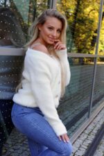 Sweter Adette Ecru